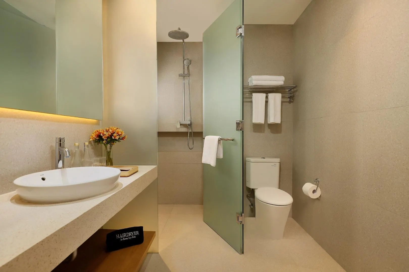 Citadines Berawa Beach Bali Canggu 4*,